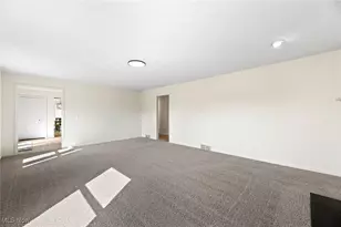 2236 Hartville Rd, Hartville, OH 44260 - Photo 11