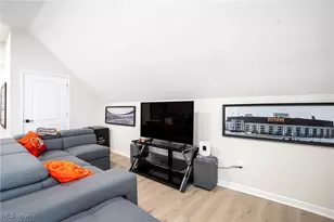 4911 Tillman Ave, Loveland, OH 44102 - Photo 7