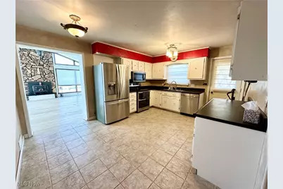 212 Wayne Avenue, Weirton, WV 26062 - Photo 3