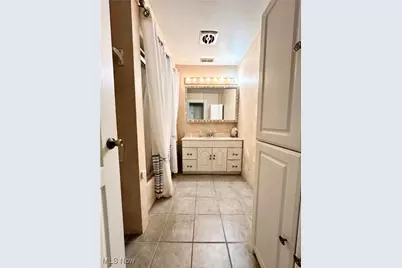 212 Wayne Avenue, Weirton, WV 26062 - Photo 15