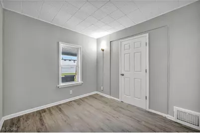 937 W 13th Street, Lorain, OH 44052 - Photo 21