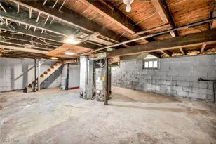 937 W 13th St, Lorain, OH 44052 - Photo 31