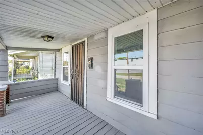 937 W 13th Street, Lorain, OH 44052 - Photo 7