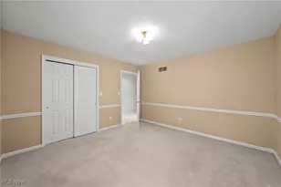 2107 Pearce Cir, Salem, OH 44460 - Photo 31