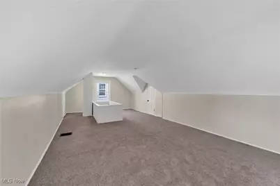 16004 Throckley Avenue, Loveland, OH 44128 - Photo 17