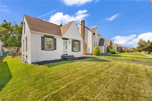 16004 Throckley Ave, Loveland, OH 44128 - Photo 3