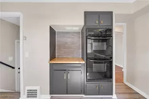 16004 Throckley Ave, Loveland, OH 44128 - Photo 15