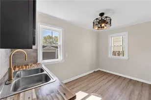 16004 Throckley Ave, Loveland, OH 44128 - Photo 13