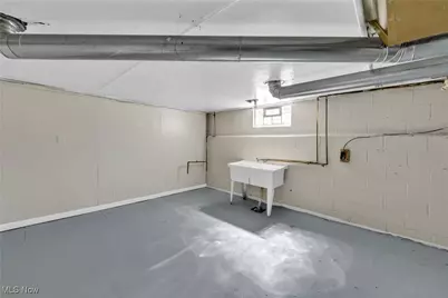 16004 Throckley Avenue, Loveland, OH 44128 - Photo 19