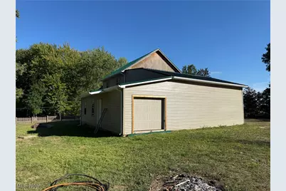 1939 Waterford Road, East Palestine, OH 44413 - Photo 7