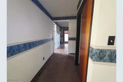 54420 Key Bellaire Road, Bellaire, OH 43906 - Photo 7