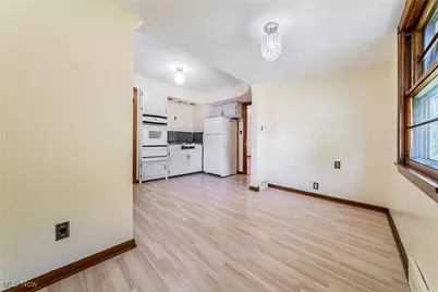 5901 Delora Avenue, Loveland, OH 44144 - Photo 7