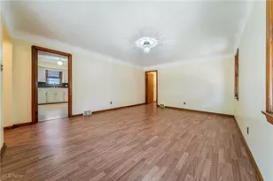 5901 Delora Ave, Loveland, OH 44144 - Photo 5