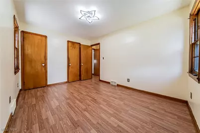 5901 Delora Avenue, Loveland, OH 44144 - Photo 11