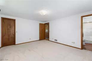 2410 Tanglewood Dr NE, Massillon, OH 44646 - Photo 21