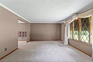 2410 Tanglewood Dr NE, Massillon, OH 44646 - Photo 17