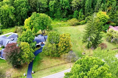 4810 Logan Way, Hubbard, OH 44425 - Photo 9