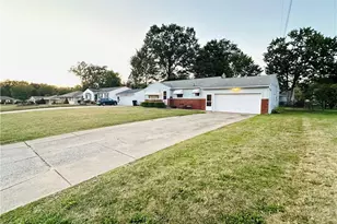 1720 Sequoya Dr, Youngstown, OH 44514 - Photo 29