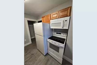 979 Neptune Avenue, Akron, OH 44301 - Photo 7