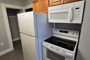 979 Neptune Ave, Akron, OH 44301 - Photo 7