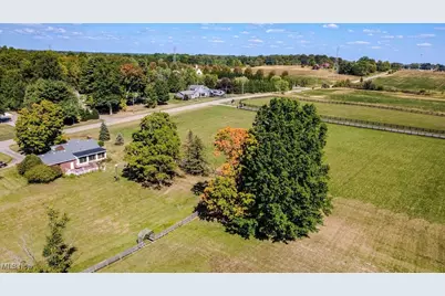 8131 Leffingwell Road, Canfield, OH 44406 - Photo 31