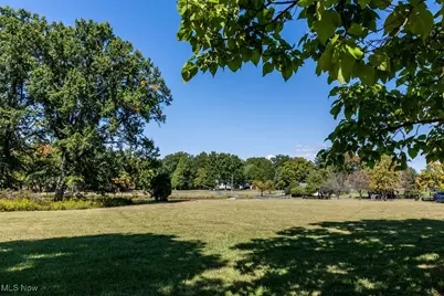 8131 Leffingwell Road, Canfield, OH 44406 - Photo 9