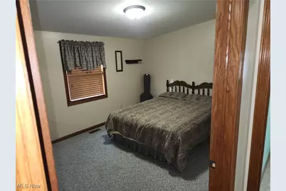 5747 E Clinton Street, Albany, OH 45710 - Photo 17