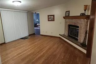 5747 E Clinton St, Albany, OH 45710 - Photo 7