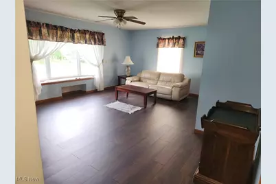 5747 E Clinton Street, Albany, OH 45710 - Photo 9