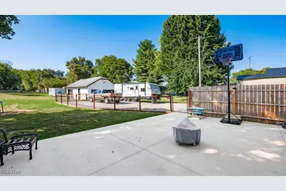 2378 W High Street, Newark, OH 43055 - Photo 31