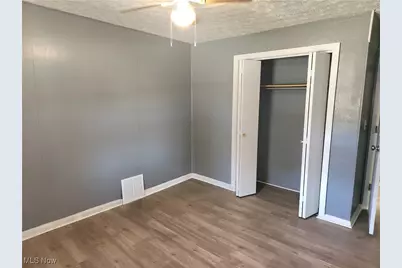 6805 Waynesburg Drive SE, Waynesburg, OH 44688 - Photo 7