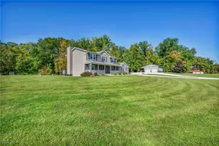 12977 Main Market Rd, Garrettsville, OH 44231 - Photo 39