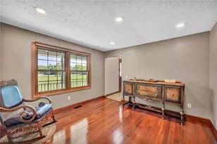 12977 Main Market Rd, Garrettsville, OH 44231 - Photo 17