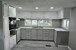 2305 E Waterloo Rd, Akron, OH 44312 - Photo 3