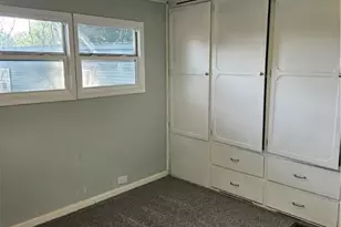 2305 E Waterloo Rd, Akron, OH 44312 - Photo 9