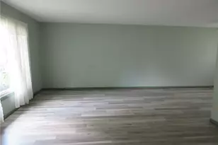 631 W 8th St, Salem, OH 44460 - Photo 3