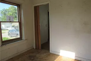 116 Oak St, Elyria, OH 44035 - Photo 9