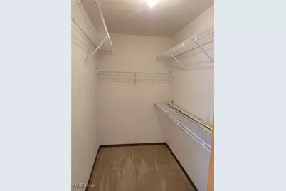 8595 Scenicview Drive #S104, Grandview Heights, OH 44147 - Photo 15