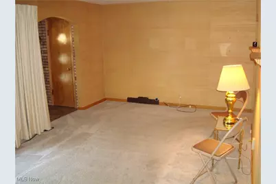 8 Adelford Avenue, Akron, OH 44310 - Photo 7