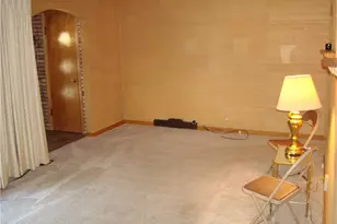 8 Adelford Ave, Akron, OH 44310 - Photo 7