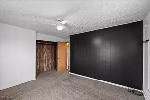 69895 Woods Rd, Bridgeport, OH 43912 - Photo 13