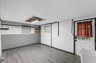 69895 Woods Rd, Bridgeport, OH 43912 - Photo 17