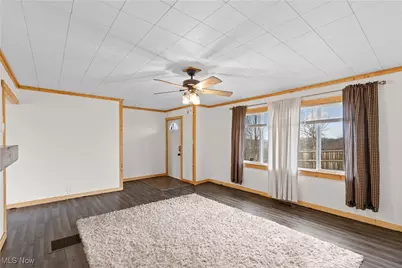 69895 Woods Road, Bridgeport, OH 43912 - Photo 5