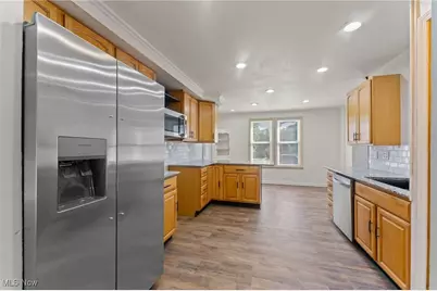 132 Drummond Avenue, Hubbard, OH 44425 - Photo 15