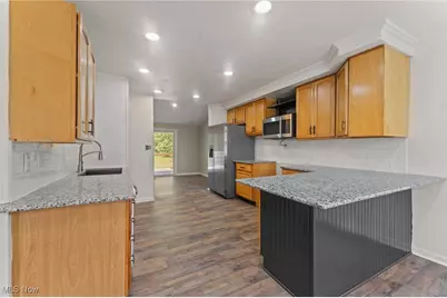 132 Drummond Avenue, Hubbard, OH 44425 - Photo 11