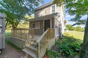 132 Drummond Ave, Hubbard, OH 44425 - Photo 3