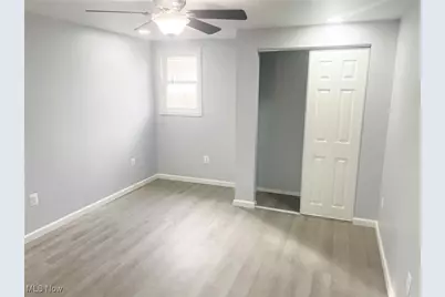 1738 W 21st Street, Lorain, OH 44052 - Photo 9