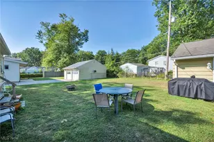 250 Vineyard Rd, Avon Lake, OH 44012 - Photo 9
