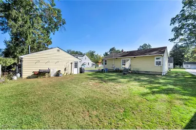 250 Vineyard Road, Avon Lake, OH 44012 - Photo 11