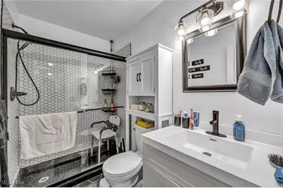 250 Vineyard Road, Avon Lake, OH 44012 - Photo 33